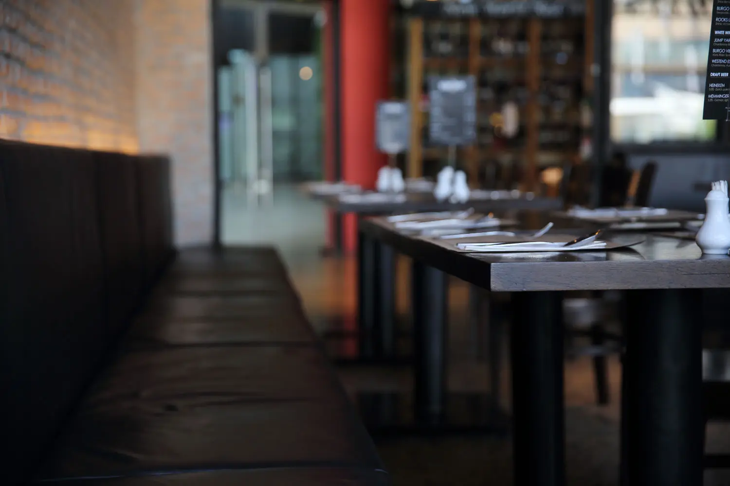table-set-background-with-nobody