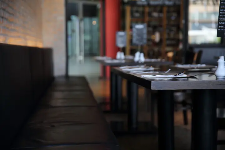 table-set-background-with-nobody