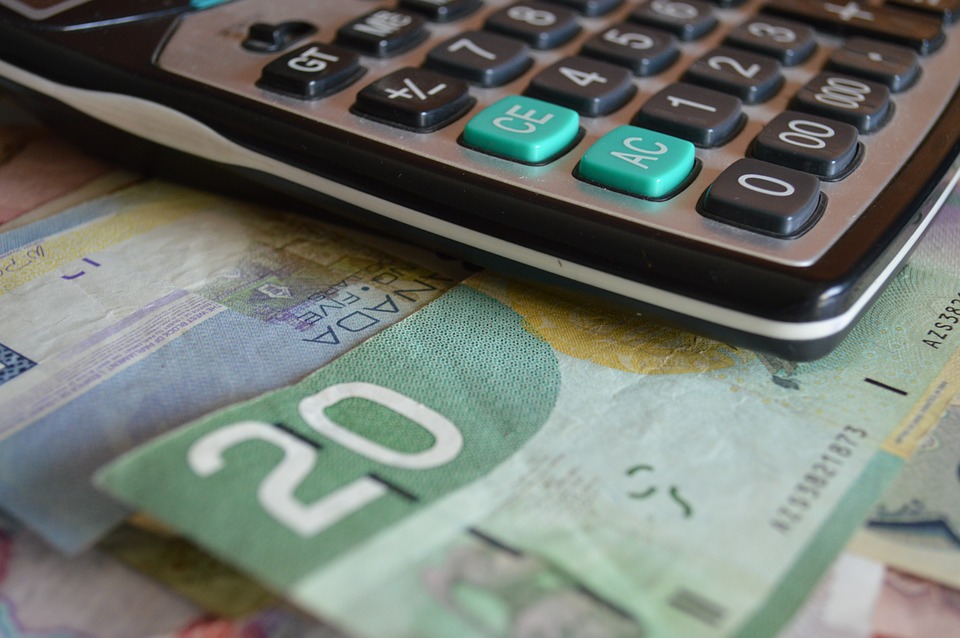 Calculator and Canadian Mone
